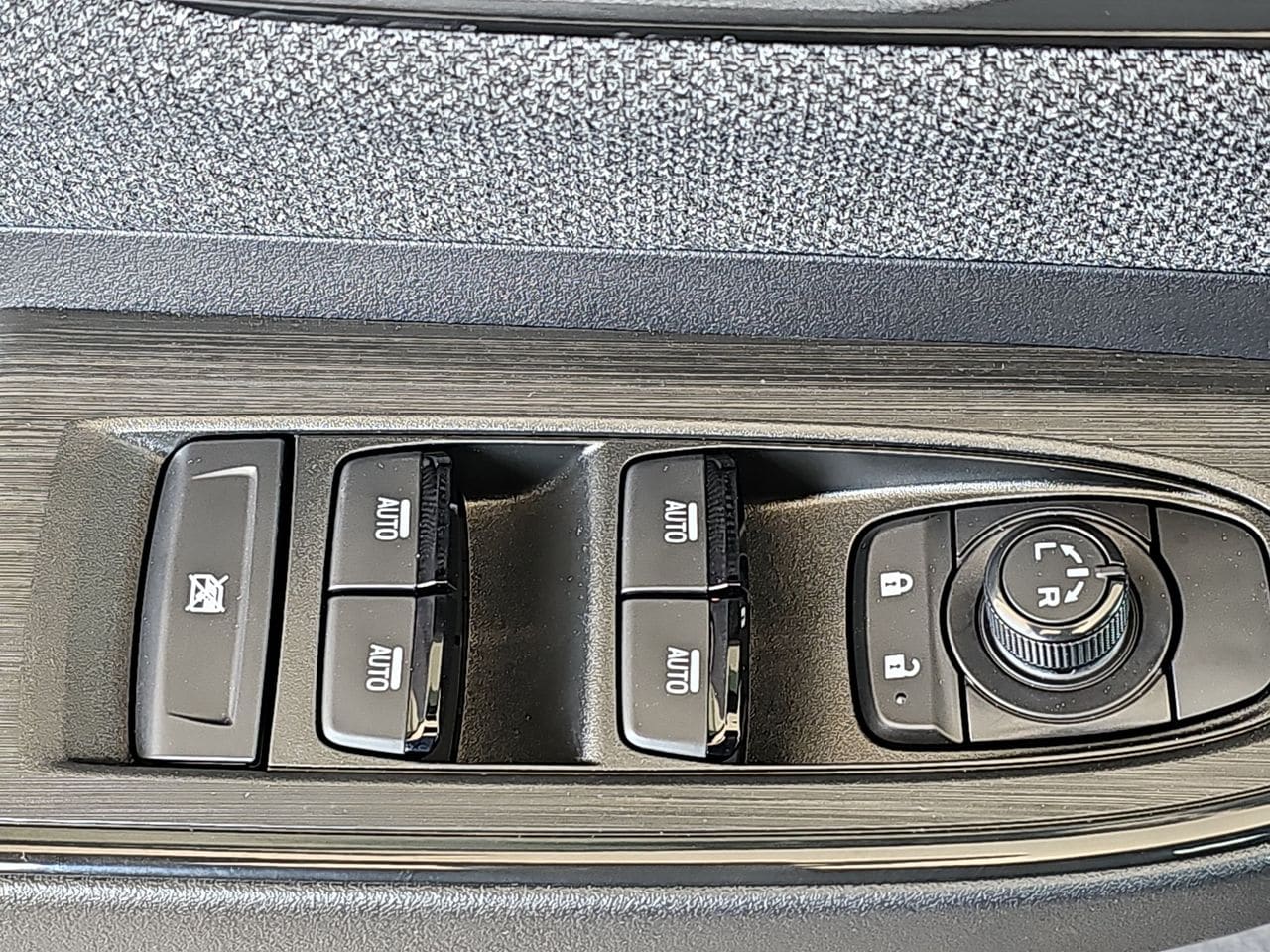 New 2026 Crystal Black Silica Subaru Premium image 29