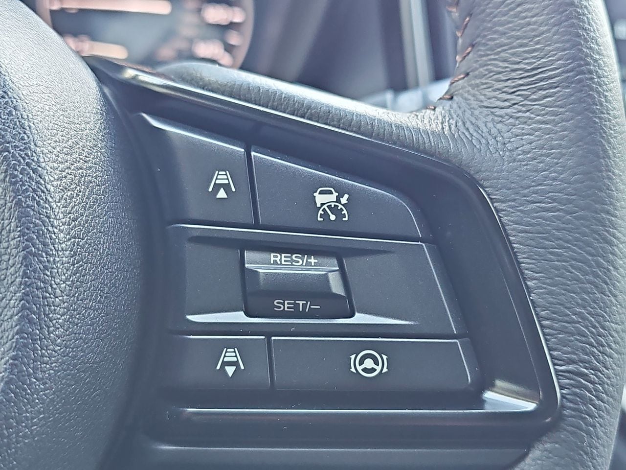 New 2026 Sapphire Blue Pearl Subaru Limited Bronze Edition 7-Passenger image 19