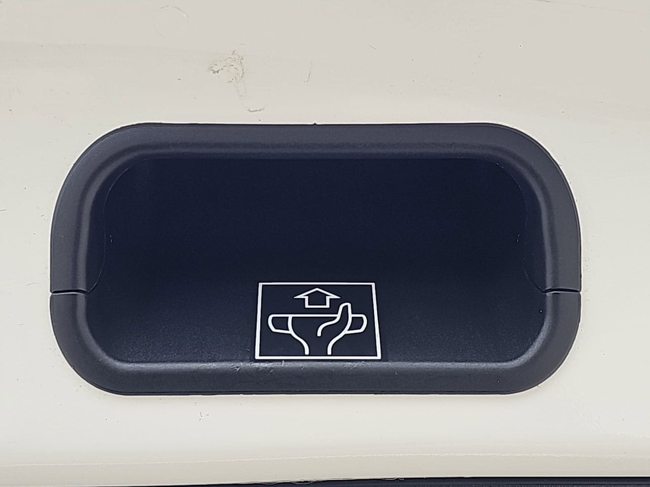 Used 2021 Blizzard Pearl w Black Roof Toyota Nightshade image 16