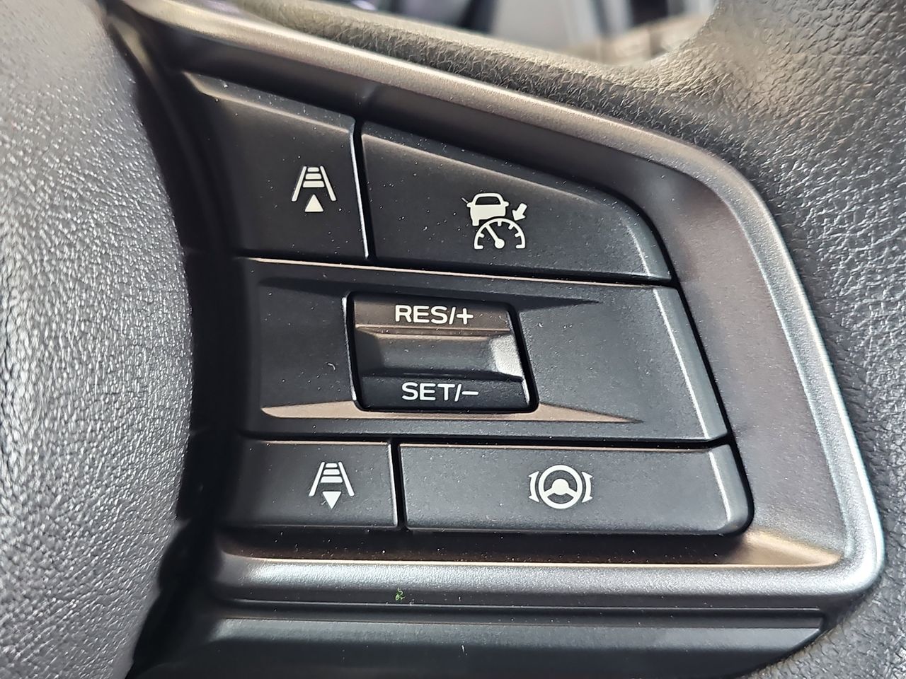 New 2025 Pure Red Subaru Base image 18