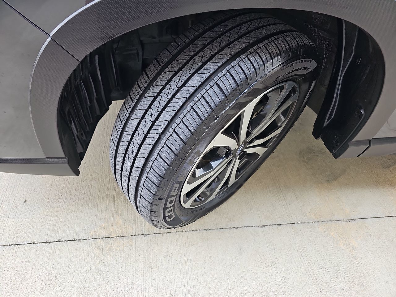 Used 2021 Magnetite Gray Metallic Subaru Limited image 39