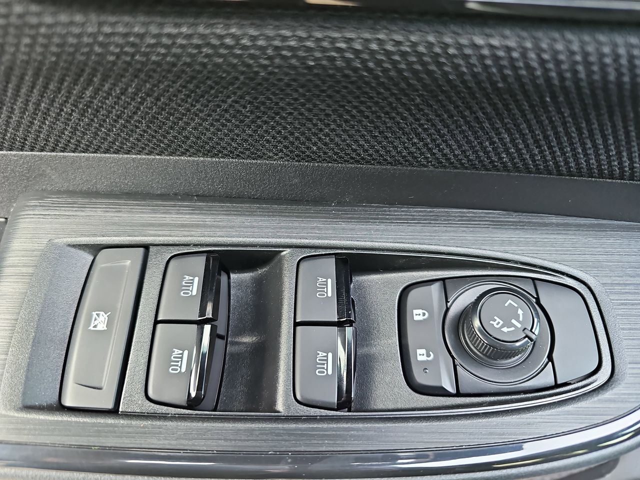 New 2026 Deep Emerald Green Pearl Subaru Limited image 29