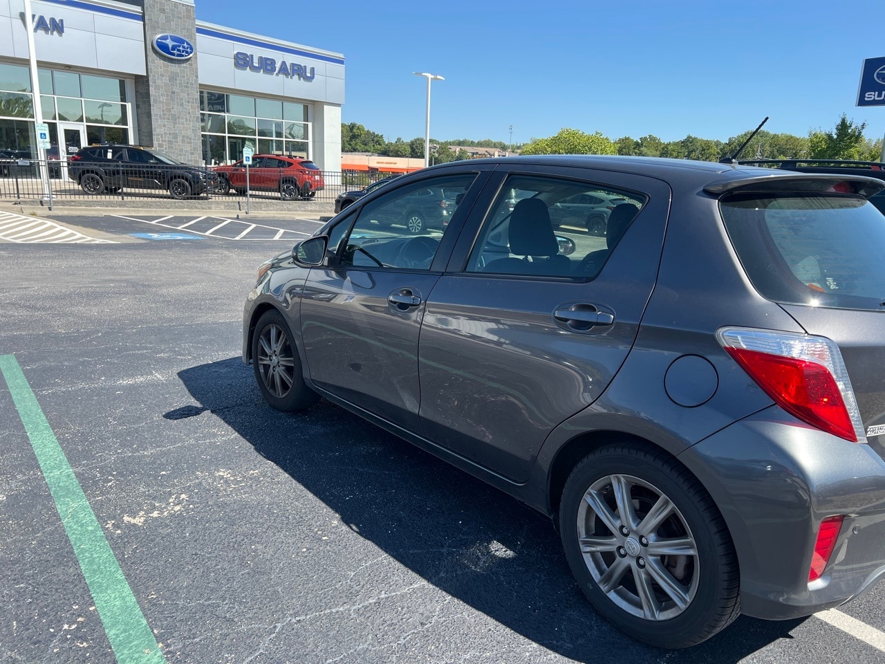 Used 2014 Toyota Yaris LE with VIN JTDKTUD36ED593228 for sale in Kansas City