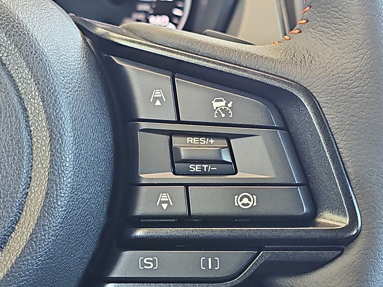 New 2026 Lithium Red Pearl Subaru Limited image 18