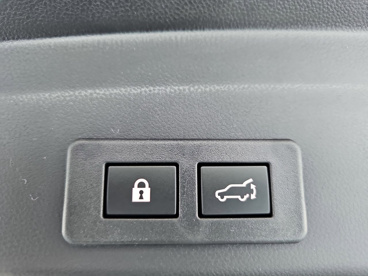 New 2026 Crimson Red Pearl Subaru Onyx Edition Touring 7-Passenger image 14