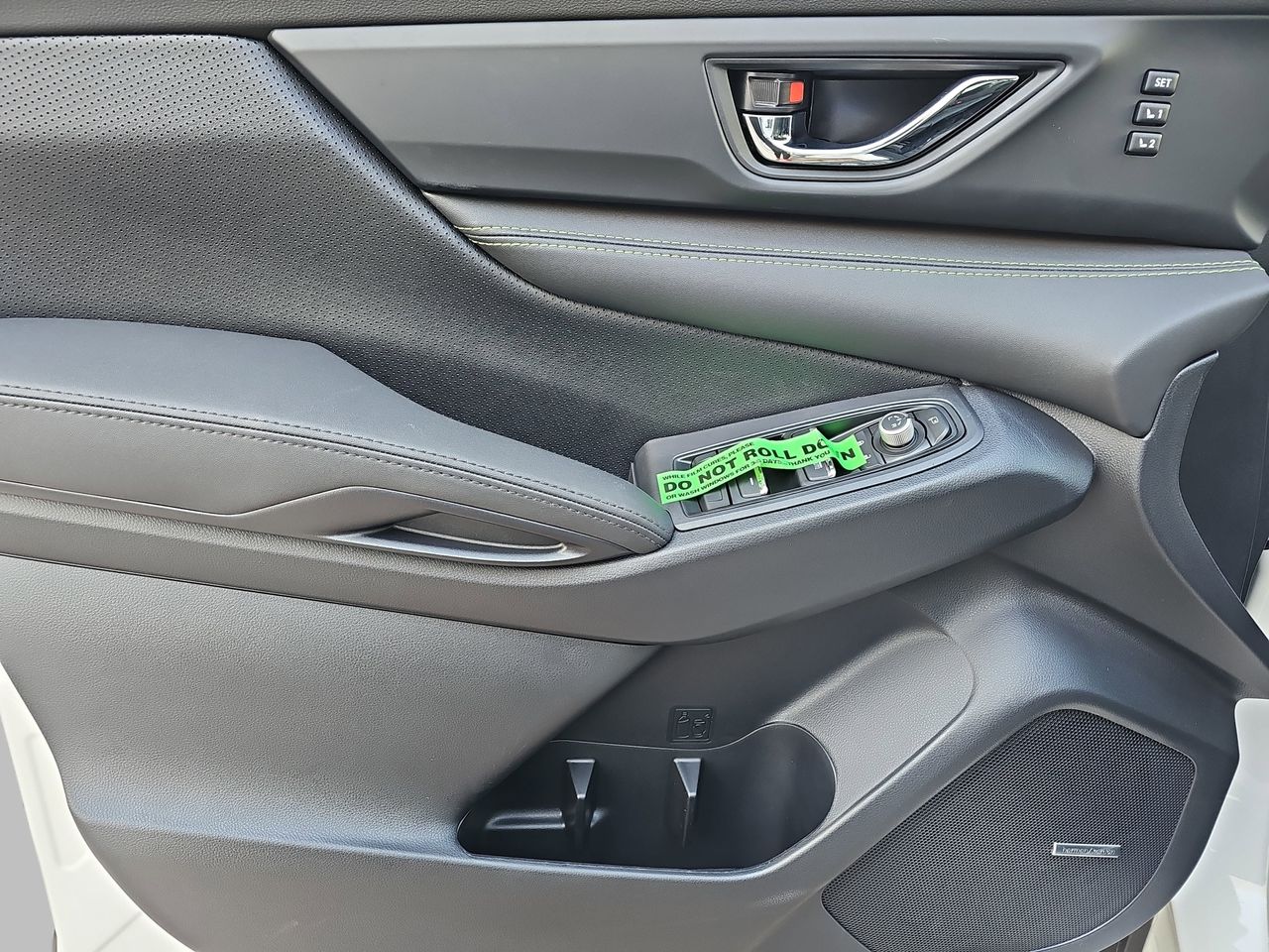 New 2026 Crystal White Pearl Subaru Onyx Edition Touring 7-Passenger image 28