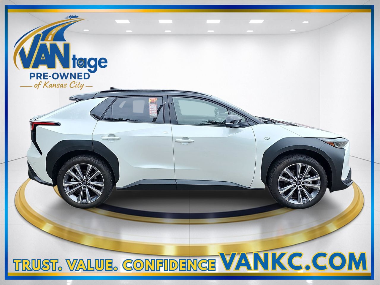 Certified Used 2023 Cosmic White Subaru Touring image 5