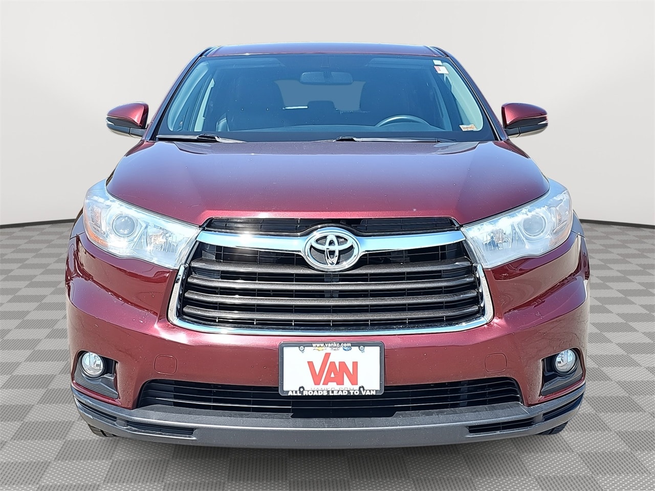 Used 2016 Toyota Highlander LE Plus with VIN 5TDBKRFH3GS346698 for sale in Kansas City