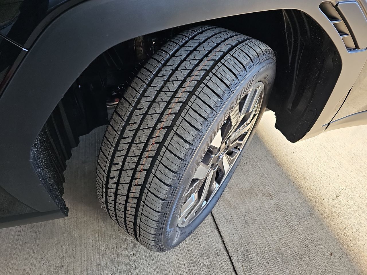 New 2026 Crystal Black Silica Subaru Touring image 34