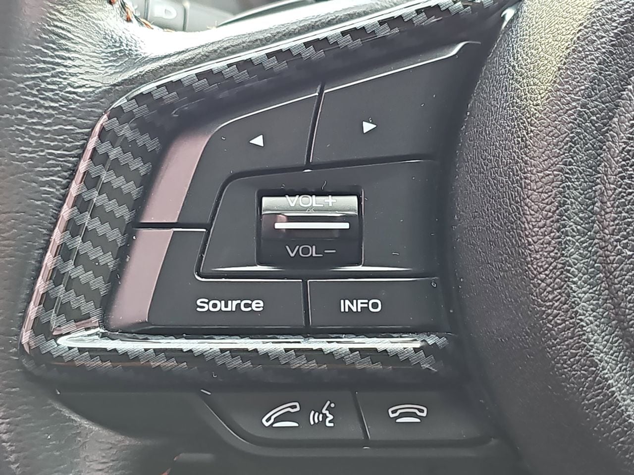 Used 2019 Quartz Blue Subaru 2.0i Premium image 22