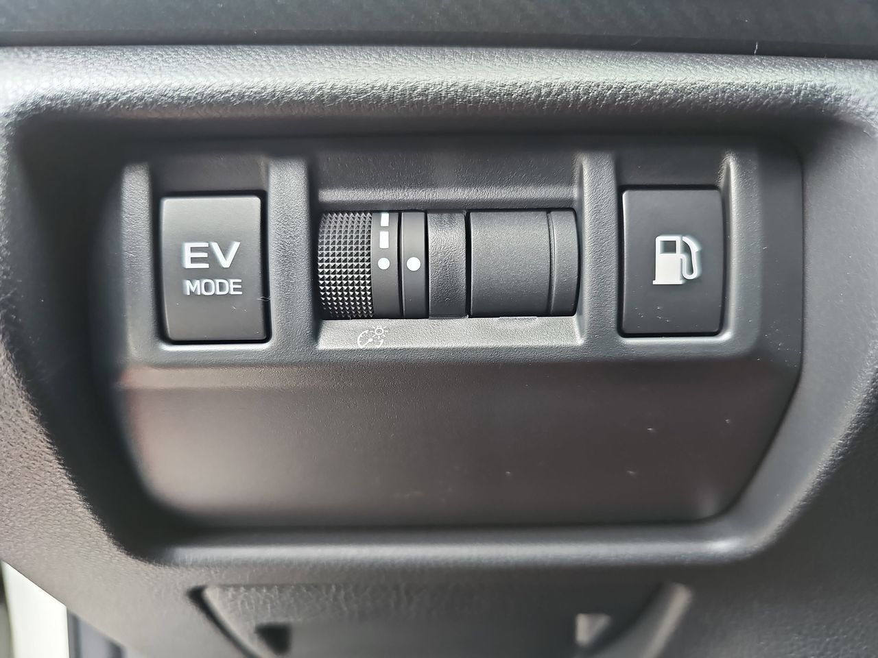 New 2026 Crystal White Pearl Subaru Limited Hybrid image 27