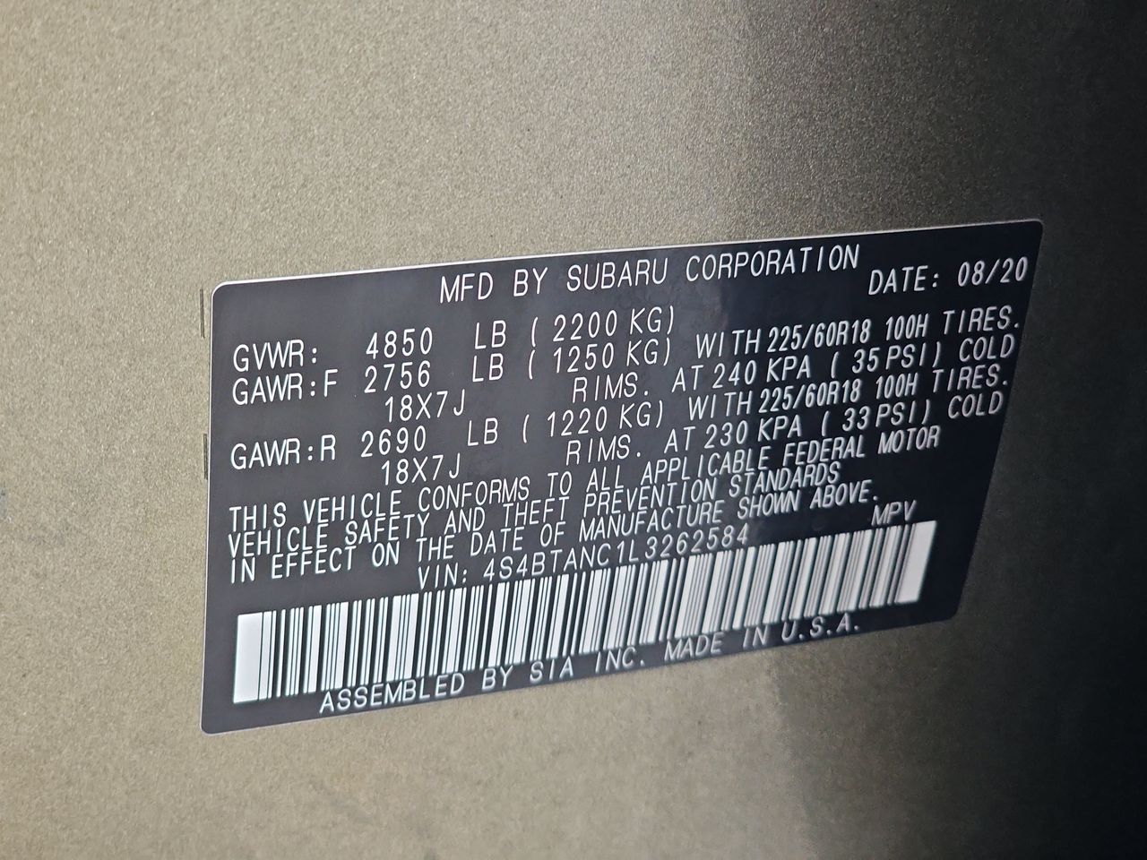Used 2020 Green Metallic Subaru Limited image 45
