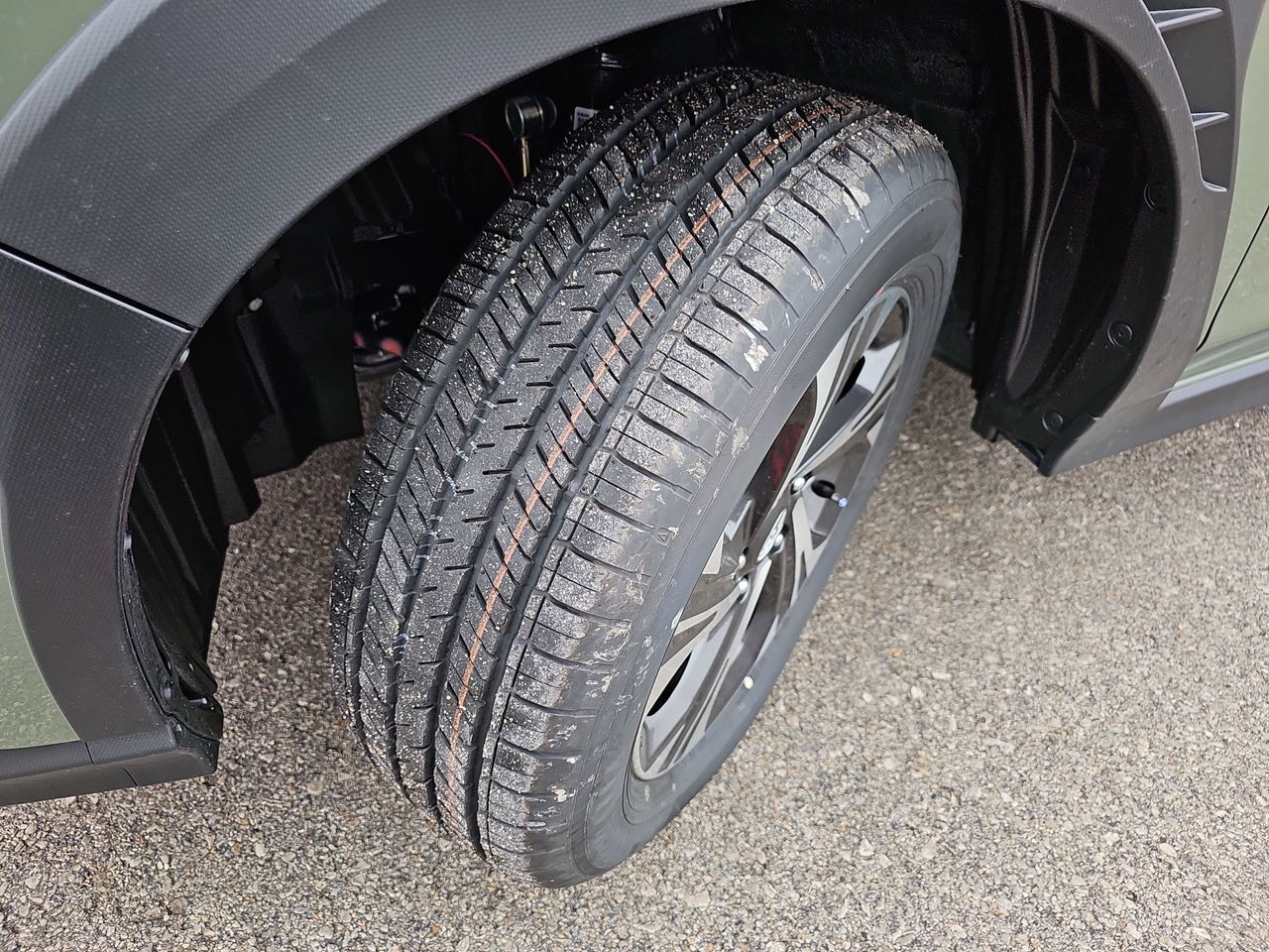 New 2026 Alpine Green Subaru Premium image 33