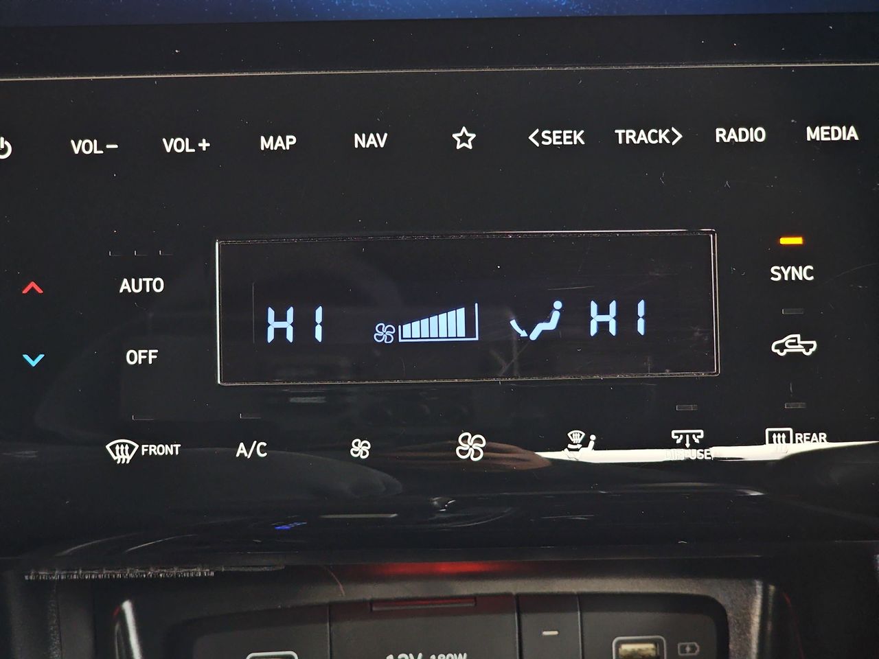 Used 2022 Blue Stone Hyundai Limited image 25