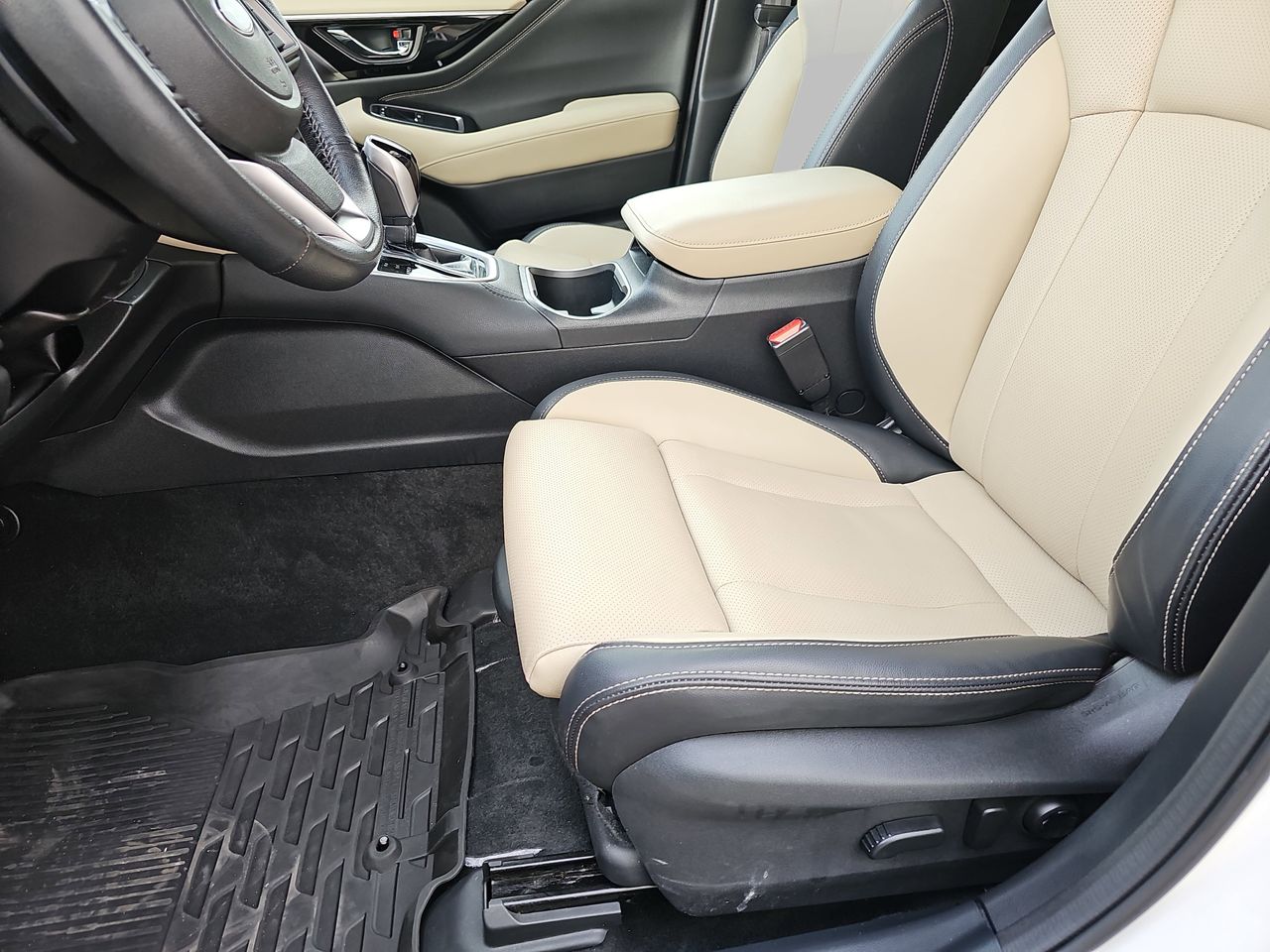 Certified Used 2023 Crystal White Pearl Subaru Limited image 19