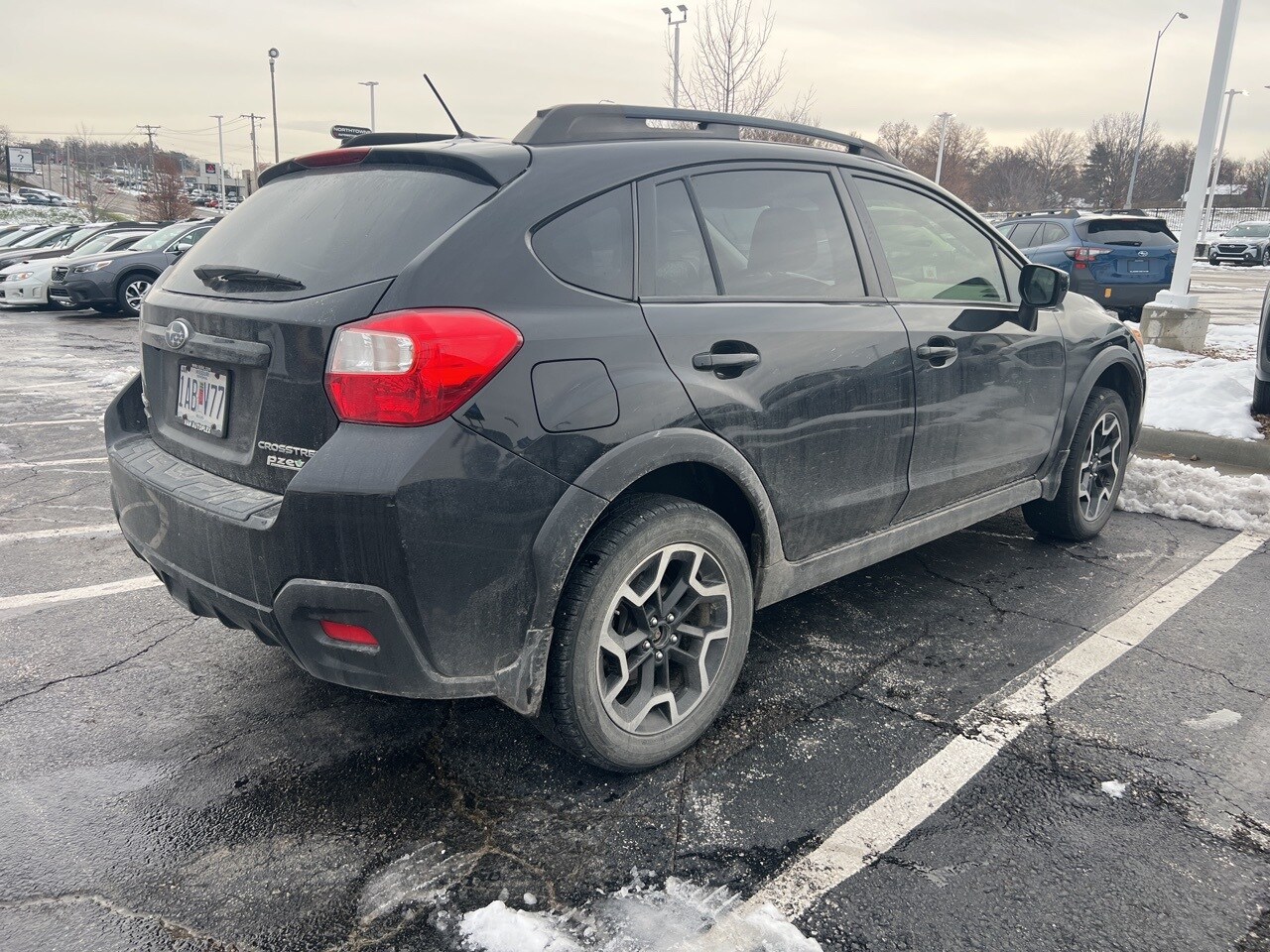 2017 Subaru Crosstrek 2.0i Premium photo 4