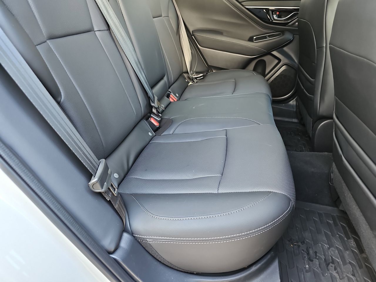 Certified Used 2025 Crystal White Subaru Limited image 18