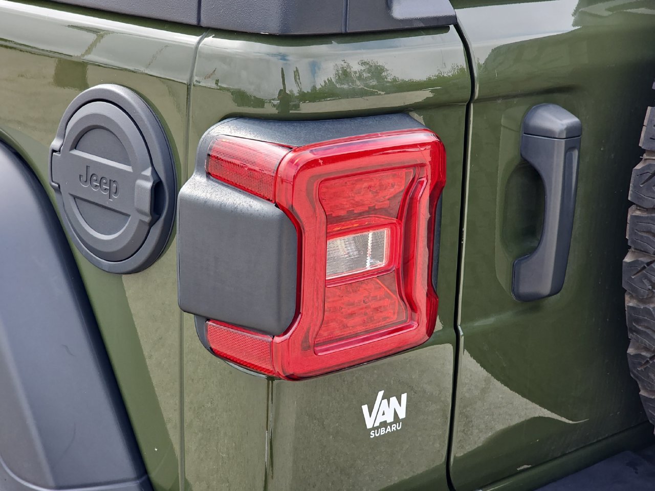 Used 2021 Sarge Green Clearcoat Jeep Unlimited Sport S image 37