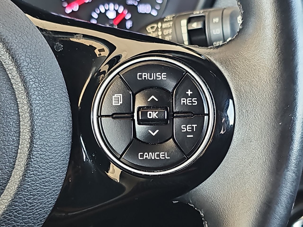Used 2022 Neptune Blue Kia GT-Line image 23