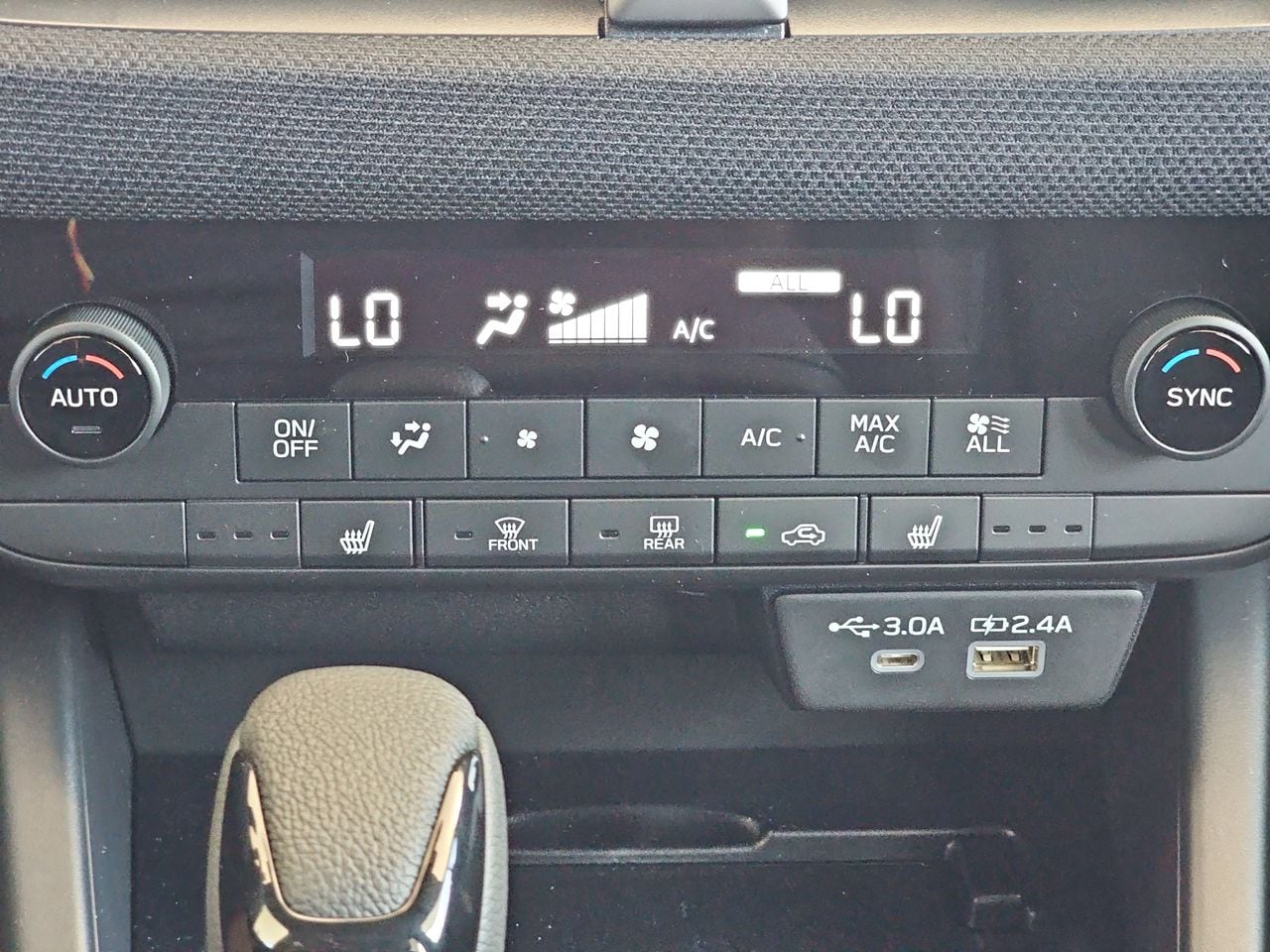 New 2026 Ice Silver Subaru Premium image 22