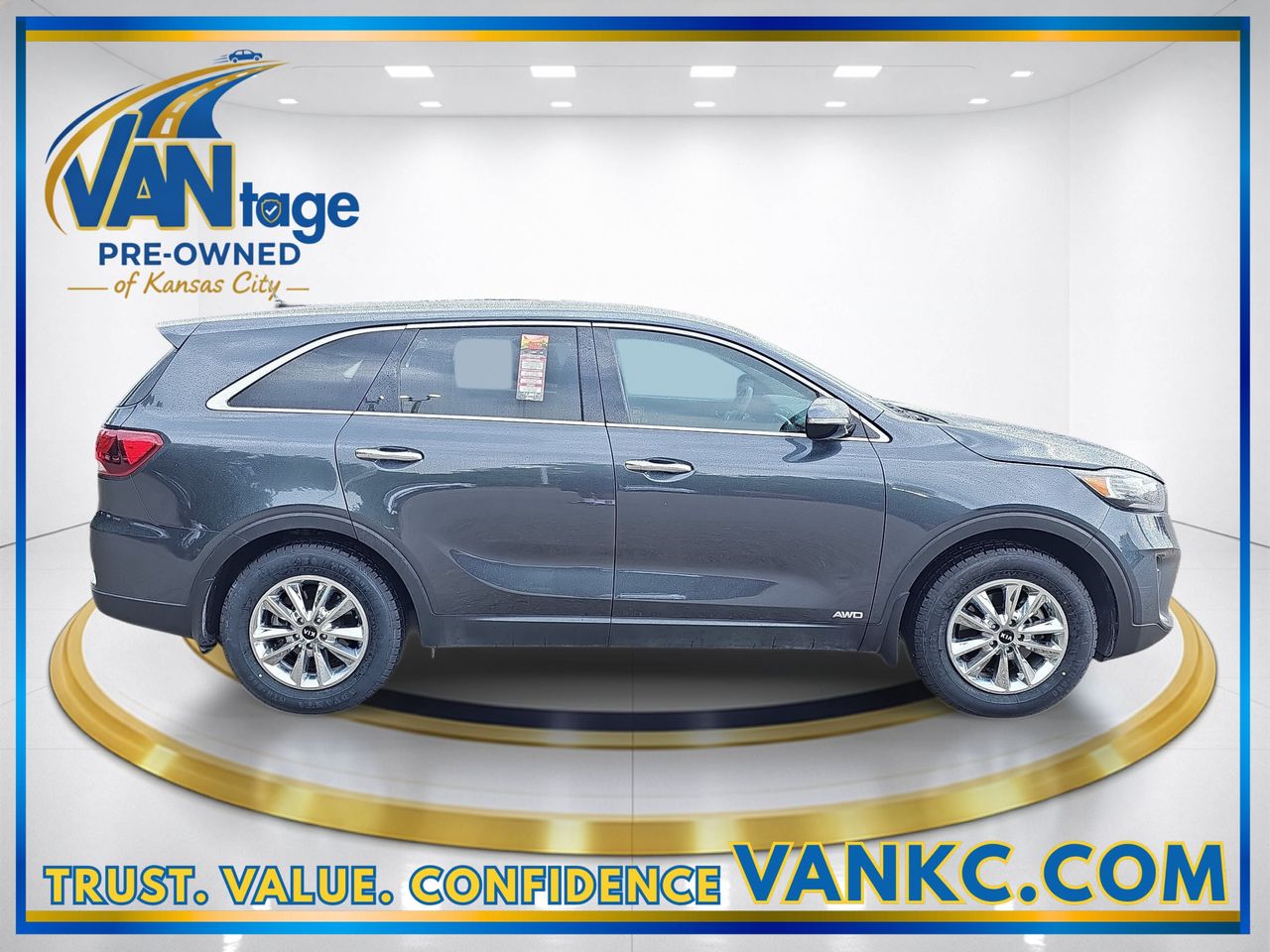 Used 2020 Gravity Gray Kia LX image 5