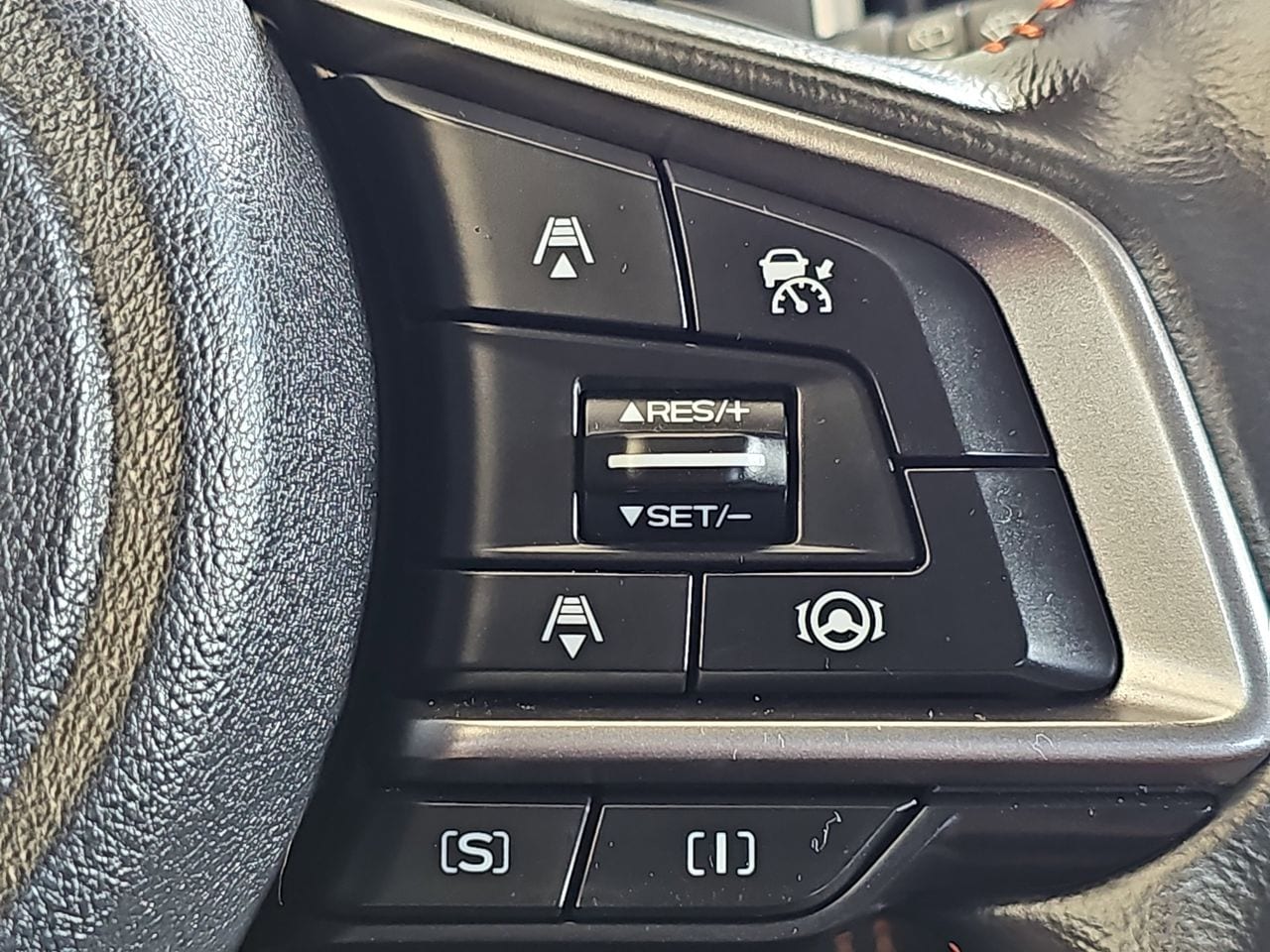 Used 2023 Cool-Gray Khaki Subaru Premium image 23