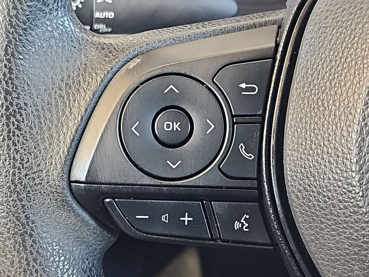 Used 2022 Ruby Flare Pearl Toyota LE image 20