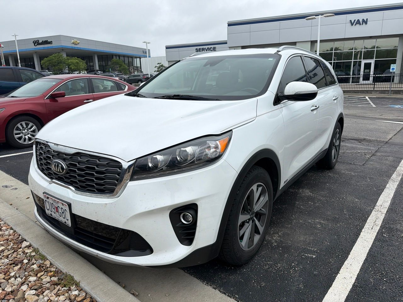 Used 2019 Kia Sorento EX with VIN 5XYPHDA53KG465524 for sale in Kansas City