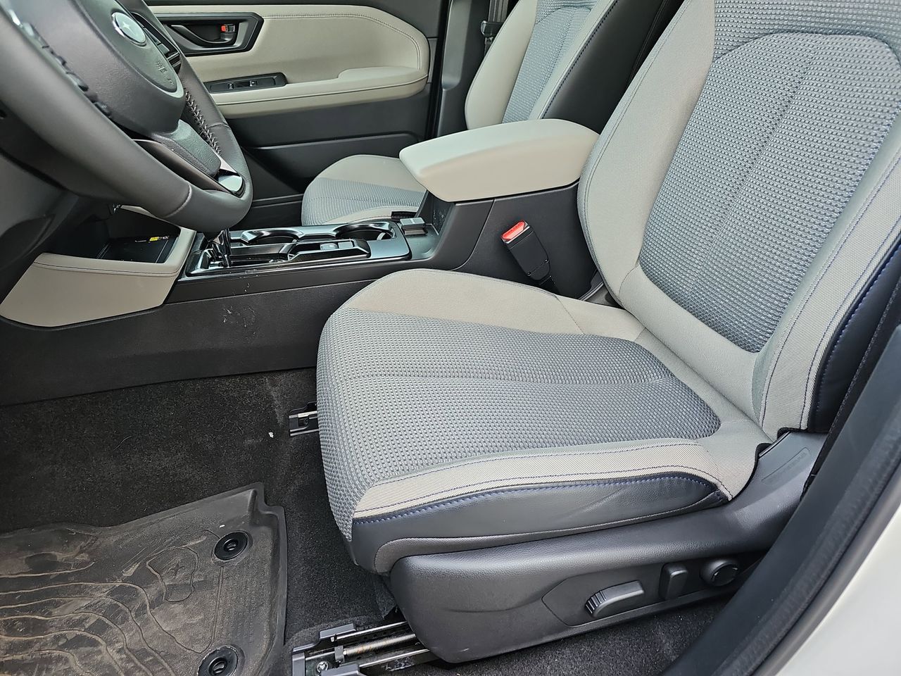 Certified Used 2026 Crystal White Pearl Subaru Premium image 19