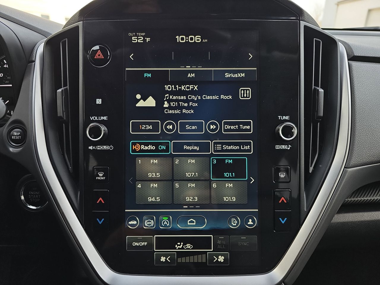 Certified Used 2024 Gray Metallic Subaru Premium image 25