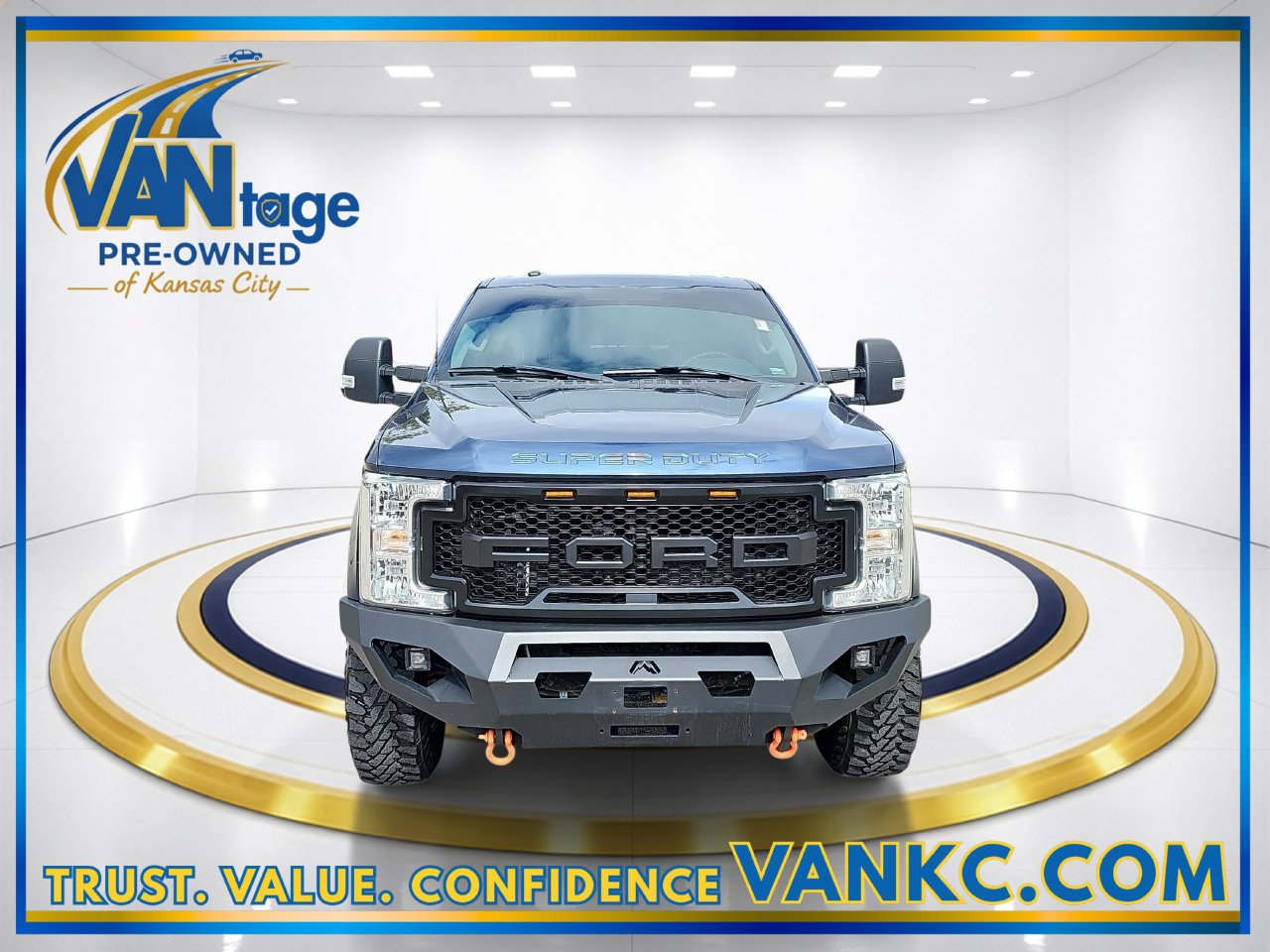 Used 2017 Ford F-350 Super Duty XLT with VIN 1FT8W3B67HEC43260 for sale in Kansas City
