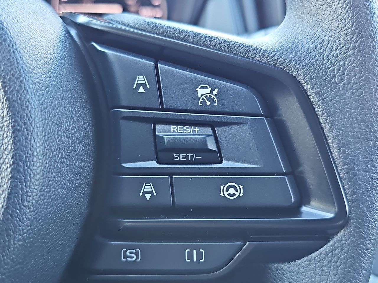 New 2026 Lithium Red Pearl Subaru Premium image 18