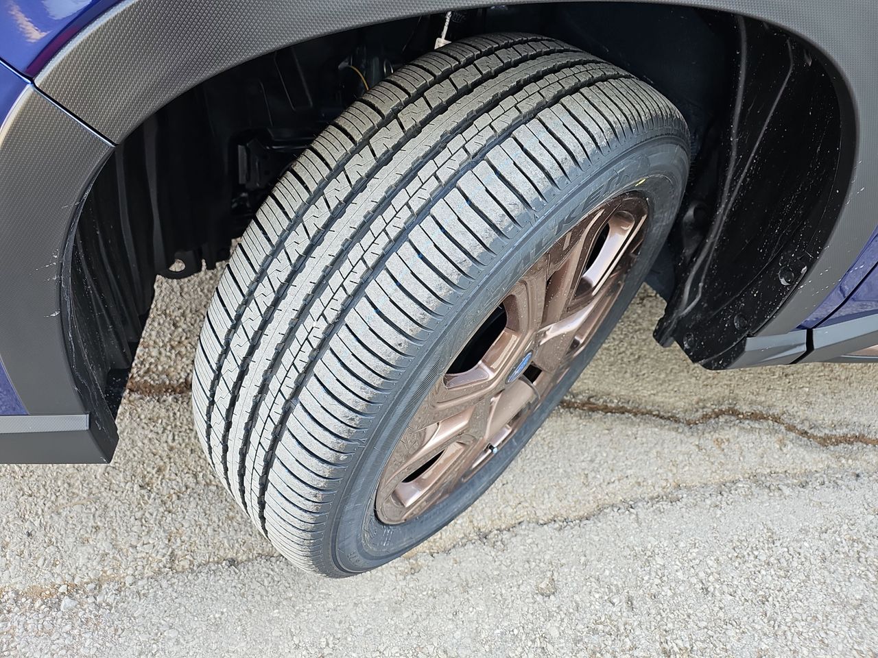 New 2026 Sapphire Blue Pearl Subaru Limited Bronze Edition 7-Passenger image 34