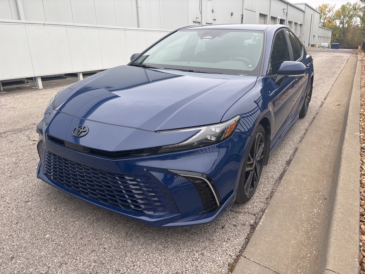 Used 2025 Toyota Camry XSE with VIN 4T1DAACK2SU020520 for sale in Kansas City