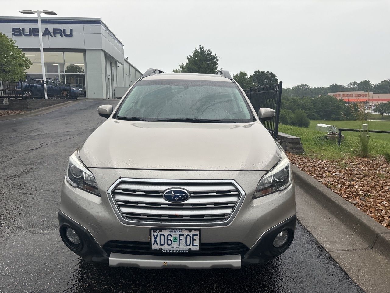 Used 2017 Subaru Outback Limited with VIN 4S4BSAKC3H3251231 for sale in Kansas City