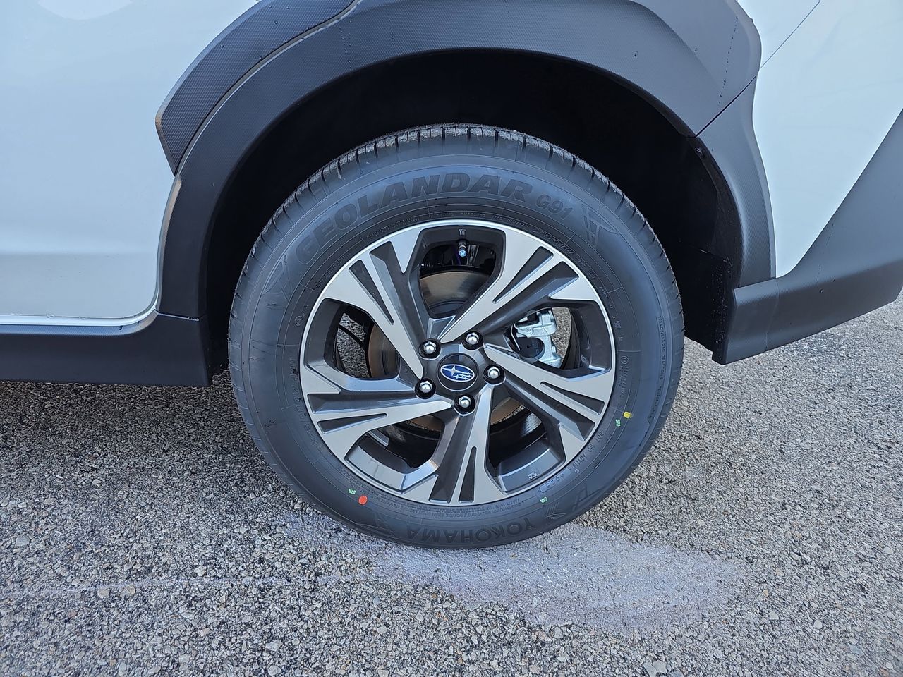 New 2026 Crystal White Pearl Subaru Premium image 33