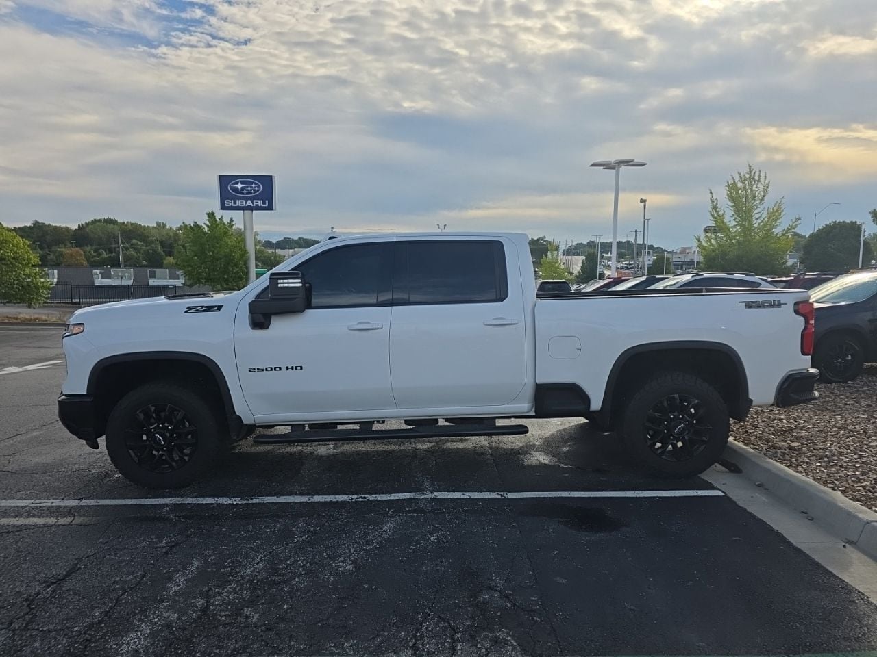 Used 2025 Summit White Chevrolet LTZ image 5