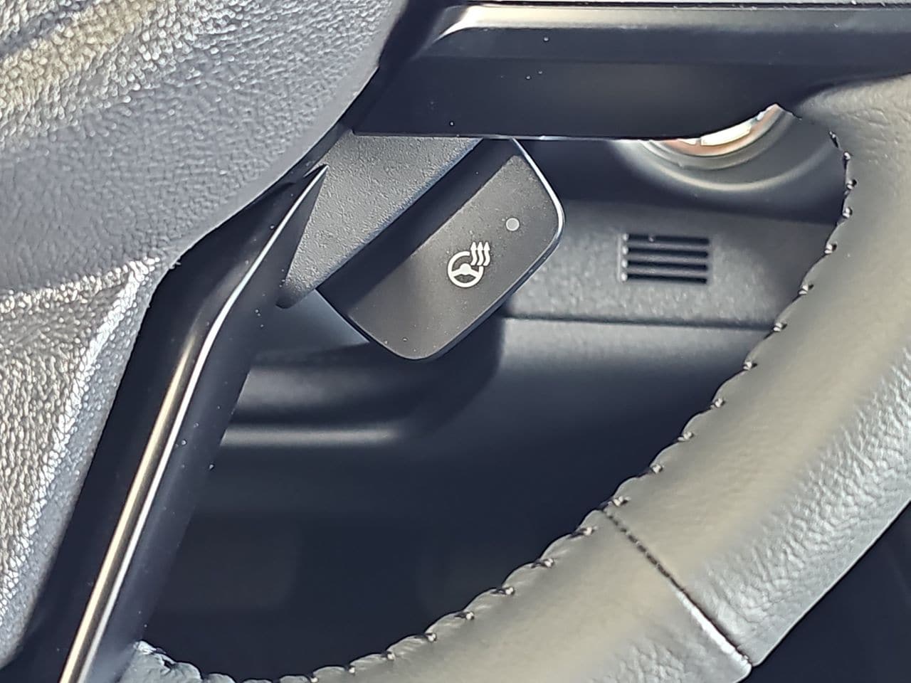 New 2026 Crystal Black Silica Subaru Premium image 19
