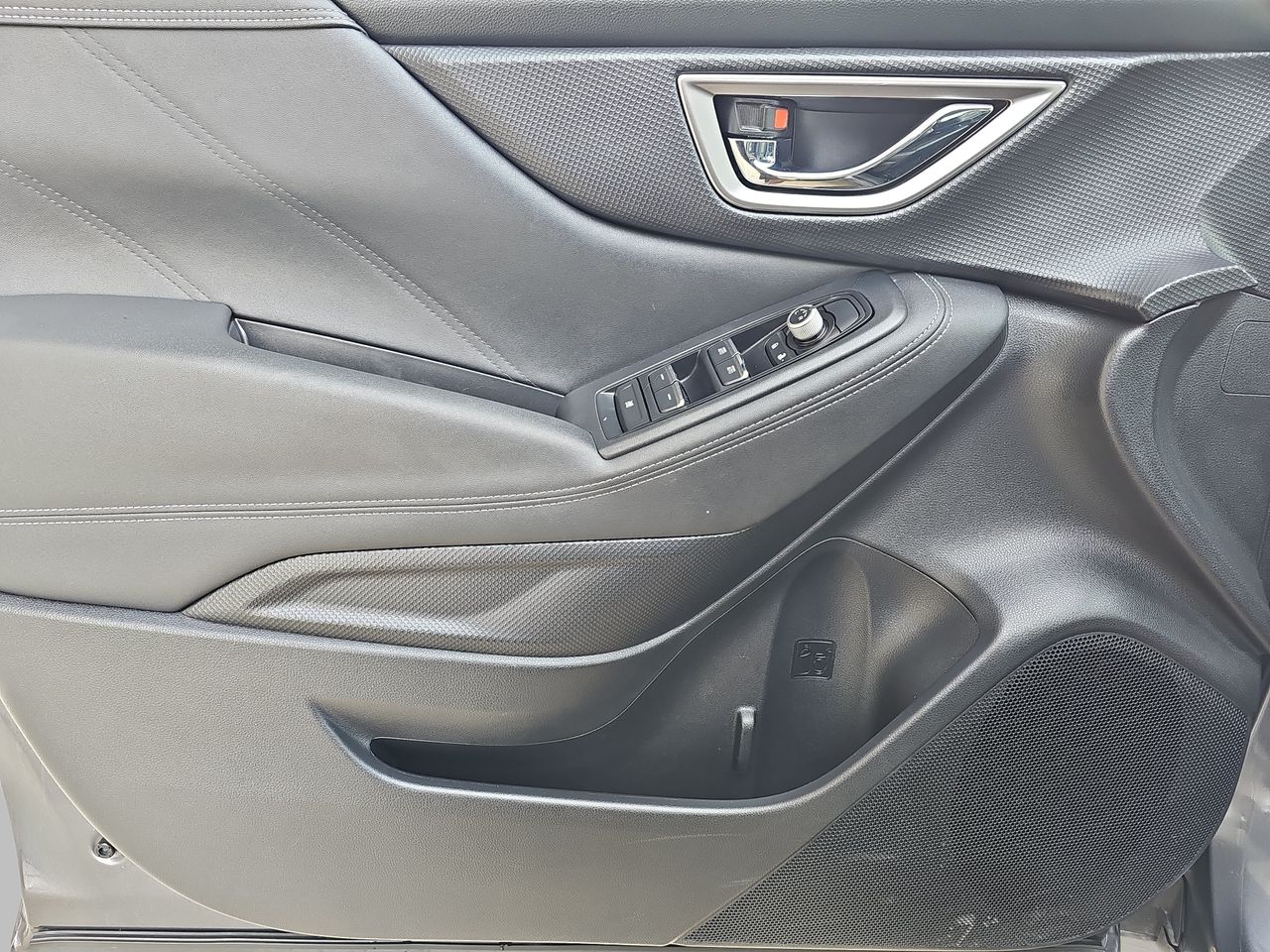 Used 2021 Magnetite Gray Metallic Subaru Limited image 32