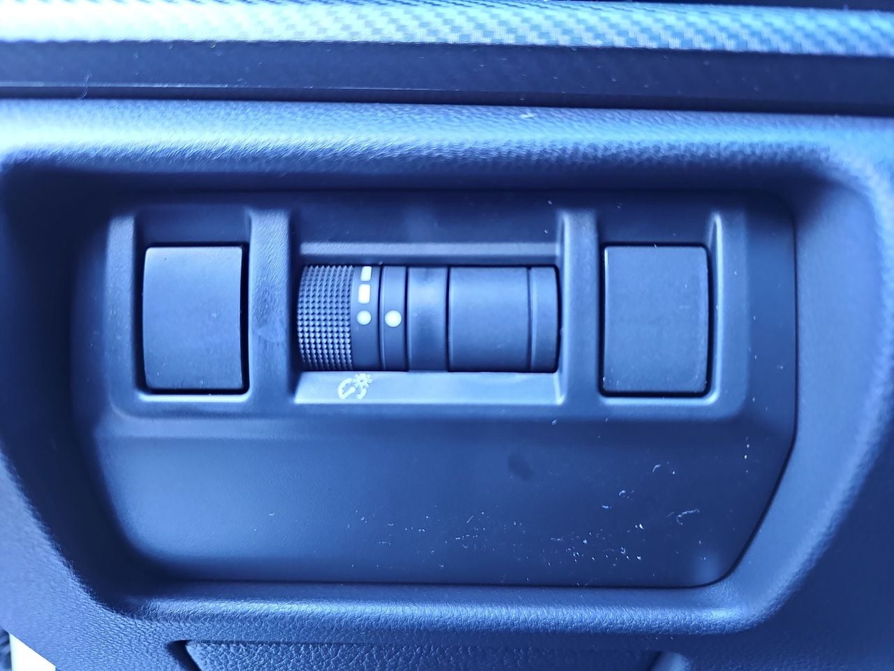 New 2026 Crystal White Pearl Subaru Premium image 25