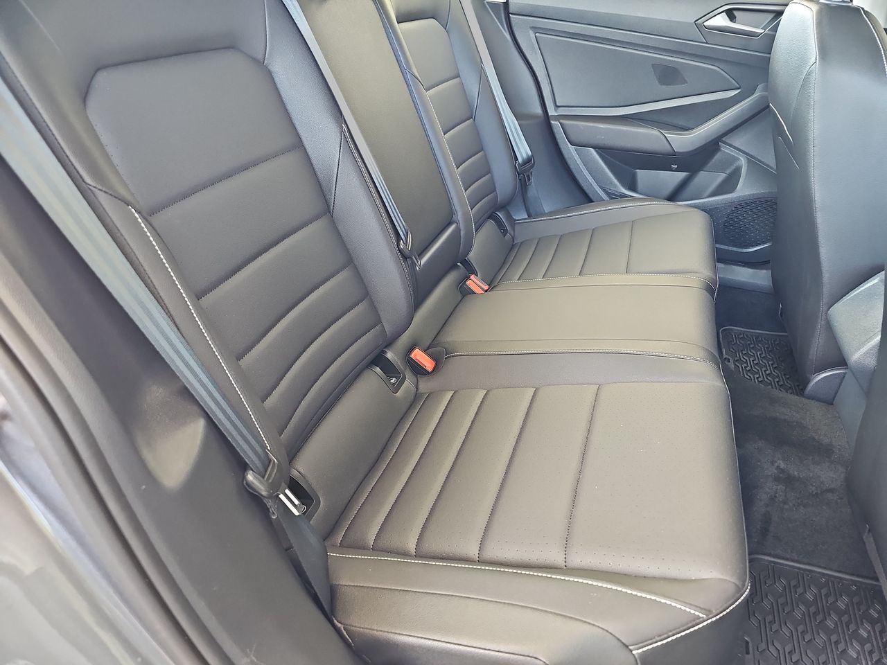 Used 2024 Platinum Gray Metallic Volkswagen 1.5T SE image 16