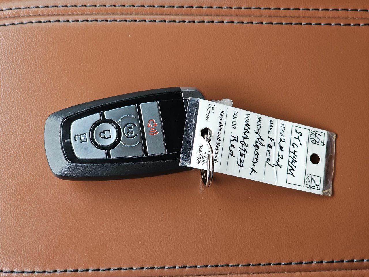Used 2022 Red Metallic Ford Lariat image 40