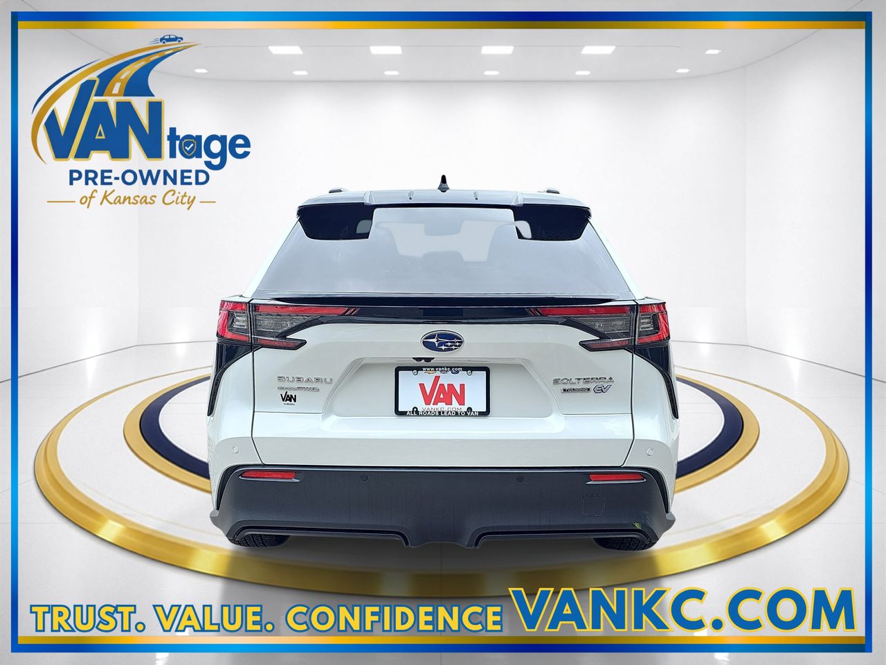 Certified Used 2023 Cosmic White Subaru Touring image 7