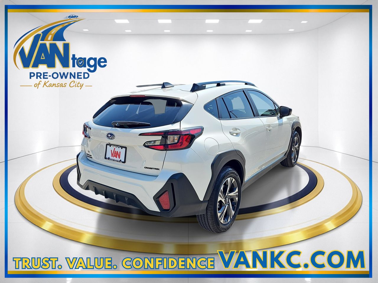 Used 2026 Crystal White Pearl Subaru Premium image 6