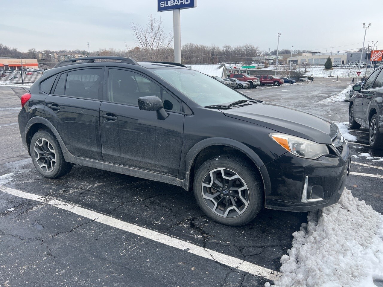 2017 Subaru Crosstrek 2.0i Premium photo 2