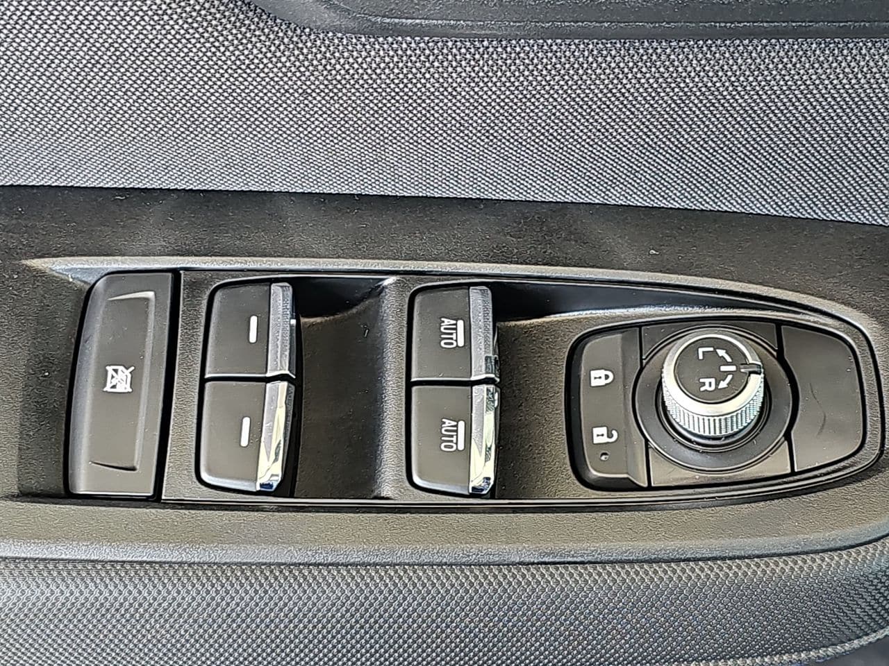 New 2026 River Rock Pearl Subaru Premium image 27