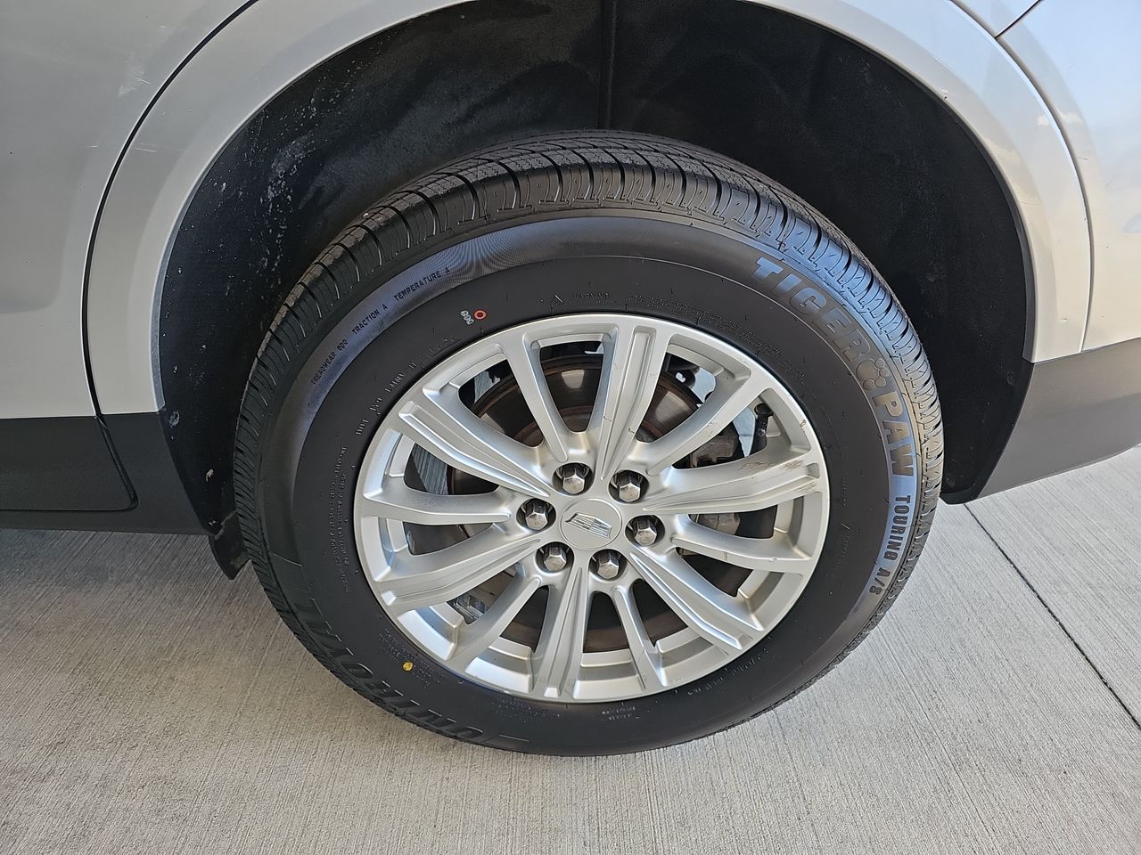 Used 2017 Radiant Silver Metallic Cadillac Base image 33
