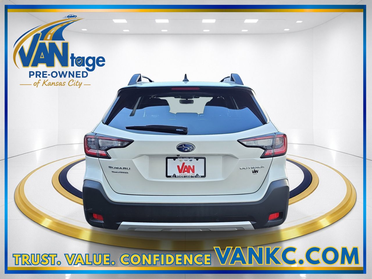 Certified Used 2025 Crystal White Subaru Limited image 7