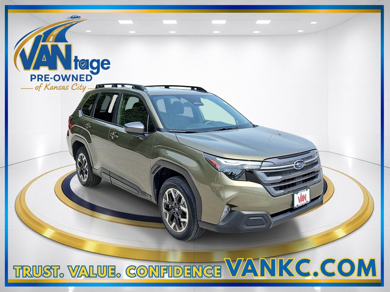 Certified Used 2025 Autumn Green Metallic Subaru Premium image 3