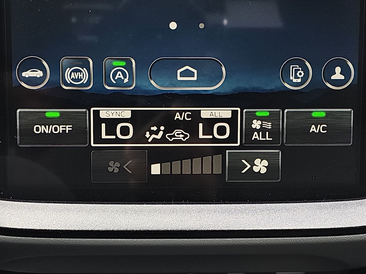 New 2026 Crystal White Pearl Subaru Wilderness image 22